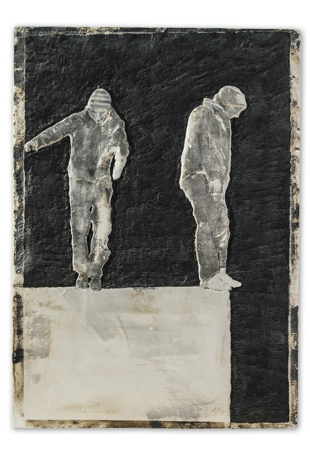 The Edge, limestone, black/white illumination, 70 x 50 x 4 cm, 2013, Pboto: Sven Hagolani, 3.500 €